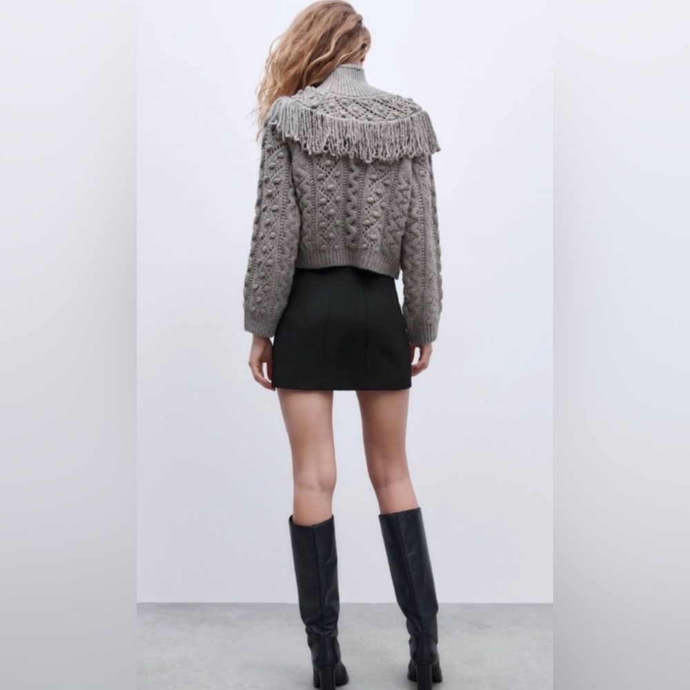 Zara Gray Chunky Cable Knit Cropped Fringe Turtle High Neck Fall Sweater (Small) - Picture 4 of 6